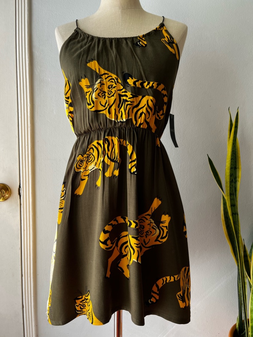 NWT• Hurley• Beach Tiger Sundress• Sz S